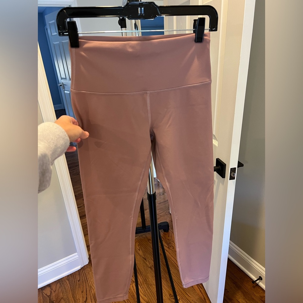 lululemon blush Leggings Sz 8